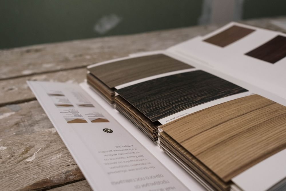 Wood grain finish samples in warm and dark stain tones
